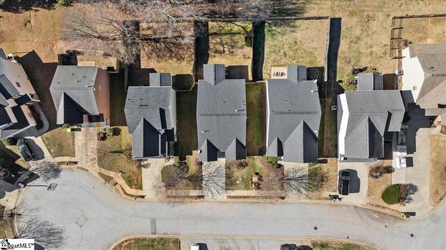 408 Bridgewood Court, Boiling Springs, SC 29316