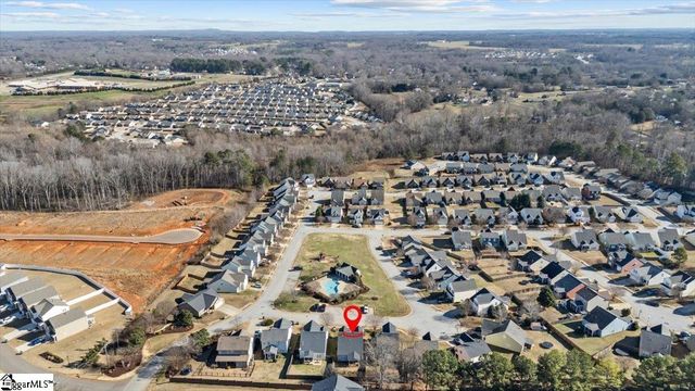 408 Bridgewood Court, Boiling Springs, SC 29316