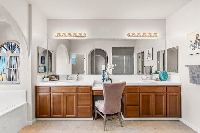 16152 Adobe Way, Lathrop, CA 95330