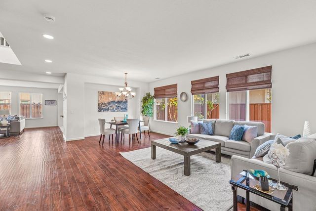 16152 Adobe Way, Lathrop, CA 95330