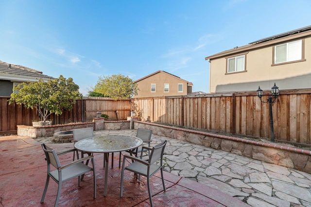 16152 Adobe Way, Lathrop, CA 95330