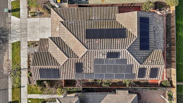 16152 Adobe Way, Lathrop, CA 95330