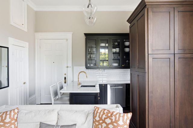214 Calhoun Street 5, Charleston, SC 29401