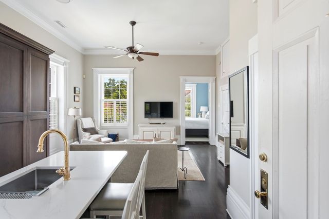 214 Calhoun Street 5, Charleston, SC 29401