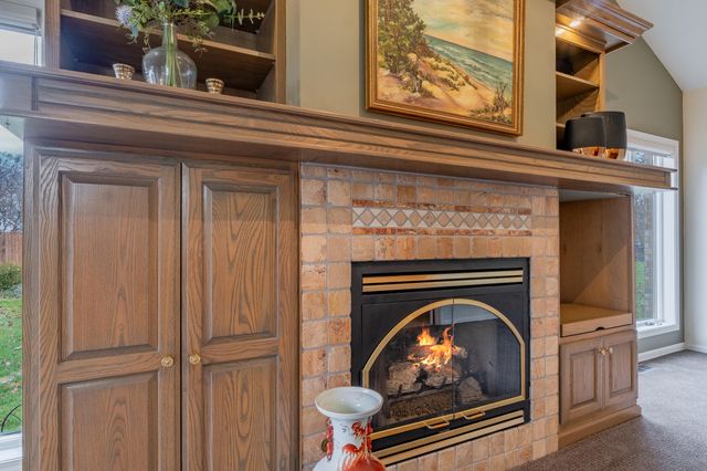 3804 Pheasant Walk Drive, Valparaiso, IN 46383