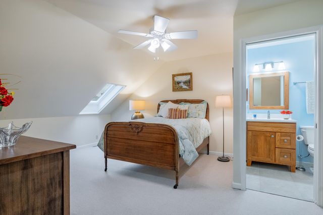 3804 Pheasant Walk Drive, Valparaiso, IN 46383