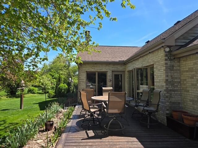 3804 Pheasant Walk Drive, Valparaiso, IN 46383