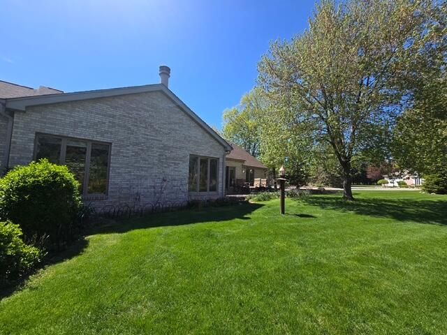 3804 Pheasant Walk Drive, Valparaiso, IN 46383