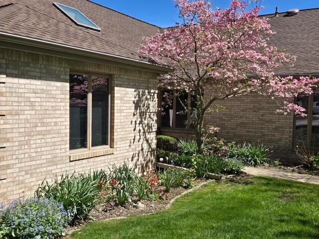 3804 Pheasant Walk Drive, Valparaiso, IN 46383