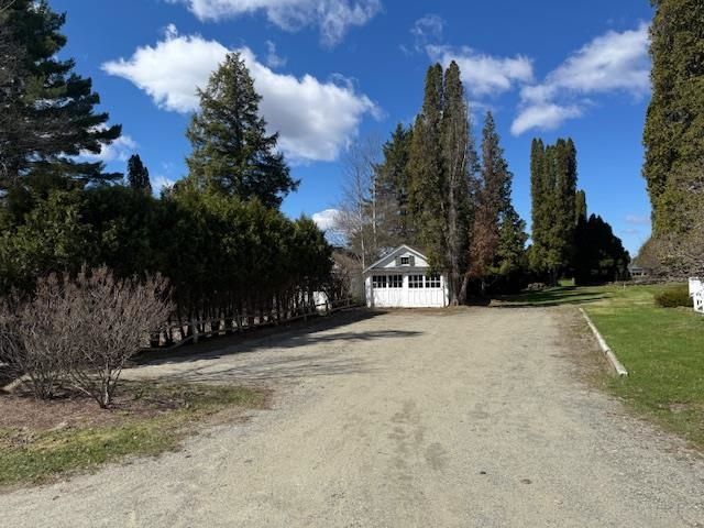1165 North Craftsbury Road, Craftsbury, VT 05827
