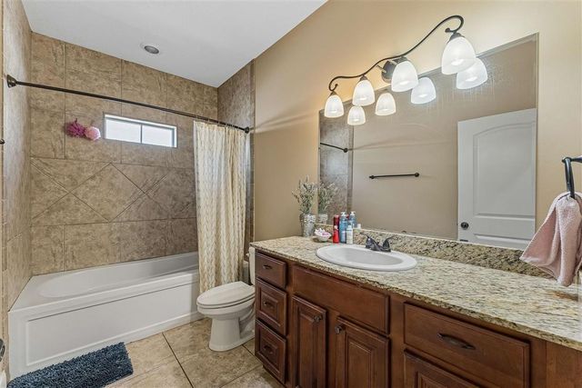 5017 S PRIEN LAKE RD 3, Lake Charles, LA 70605