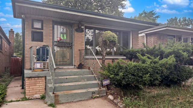 10240 S Torrence Avenue, Chicago, IL 60617