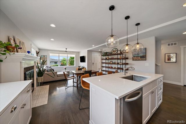 4801 W 32nd Avenue, Denver, CO 80212