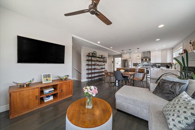 4801 W 32nd Avenue, Denver, CO 80212