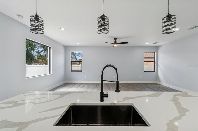 5140 70TH AVENUE N, Pinellas Park, FL 33781