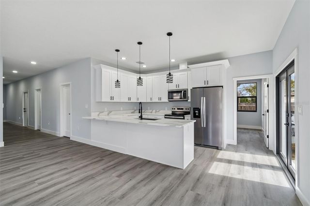 5140 70TH AVENUE N, Pinellas Park, FL 33781