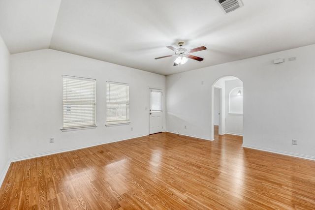 1007 Papaya CV, Hutto, TX 78634