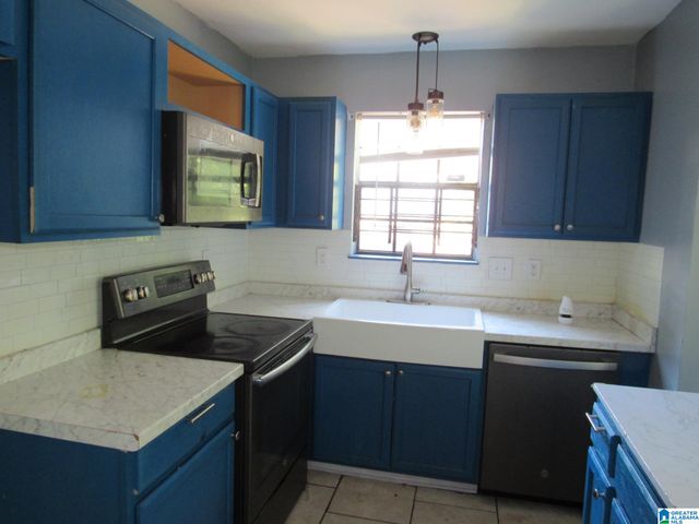 428 OLD FARM DRIVE, Birmingham, AL 35215