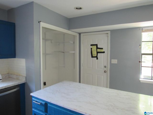 428 OLD FARM DRIVE, Birmingham, AL 35215