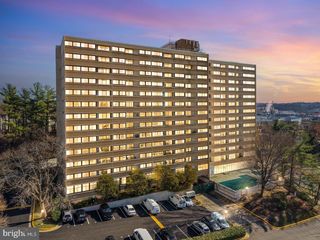 5911 EDSALL RD #708, Alexandria, VA 22304