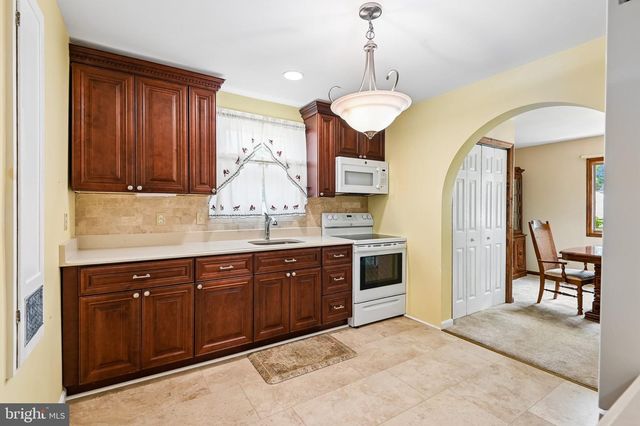 7807 HARBOR DR, Orchard Beach, MD 21226