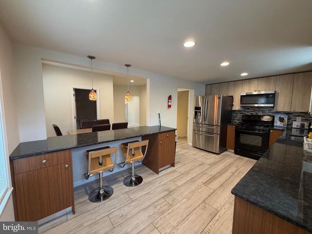 431 CHERRY ST, Pottstown, PA 19464