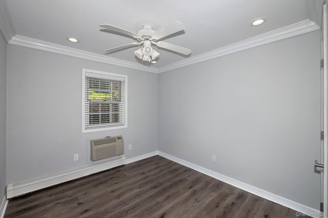 30 Westgate Drive HD33, Bohemia, NY 11716