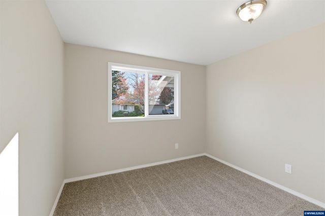 5663 Sugar Plum Av SE, Salem, OR 97306