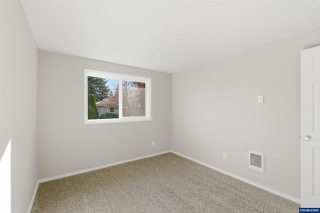 5663 Sugar Plum Av SE, Salem, OR 97306