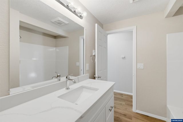 5663 Sugar Plum Av SE, Salem, OR 97306