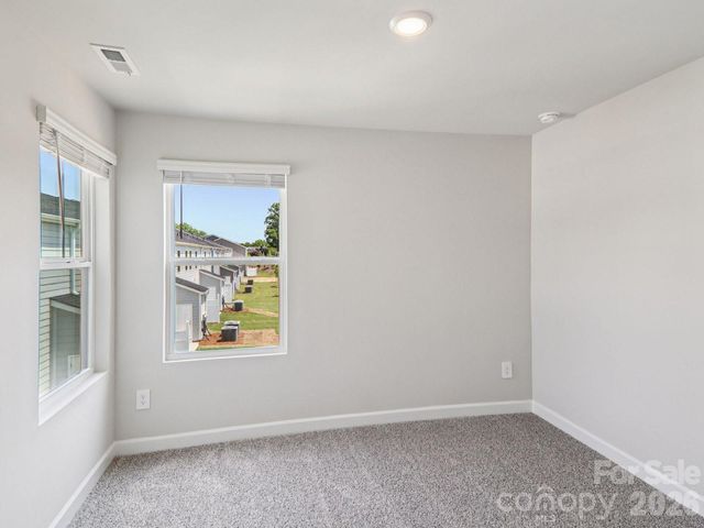 9049 Foggy Brook Loop, Charlotte, NC 28216