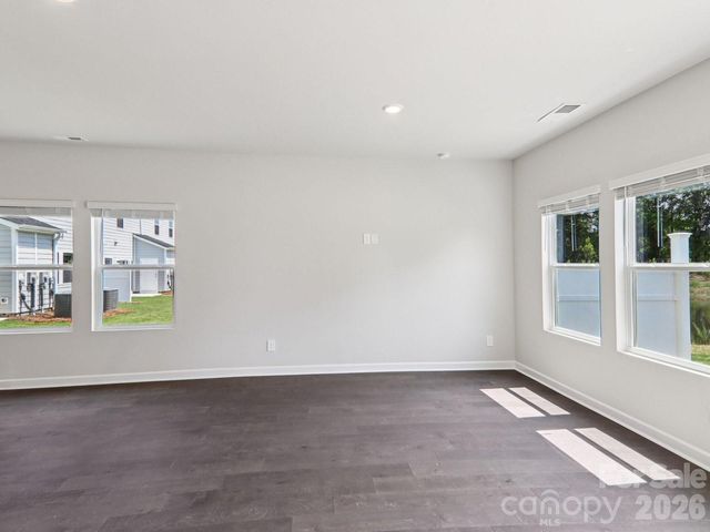 9049 Foggy Brook Loop, Charlotte, NC 28216