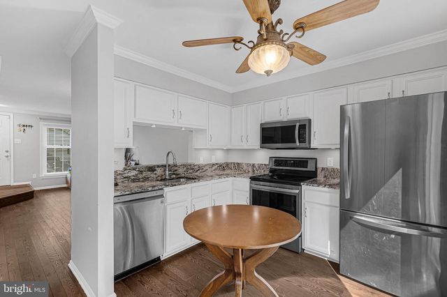 15076 MAPLE GLEN CT, Dumfries, VA 22025