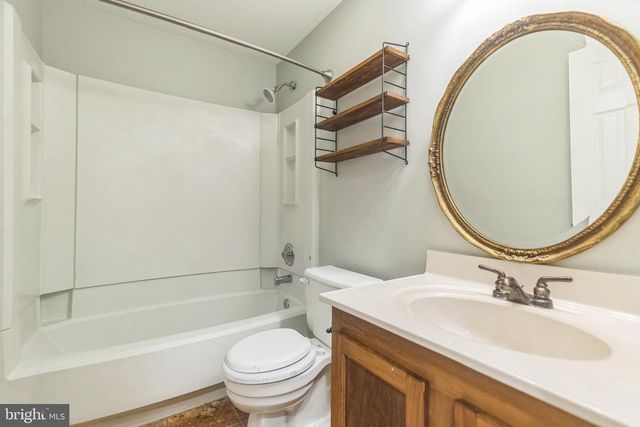 15076 MAPLE GLEN CT, Dumfries, VA 22025