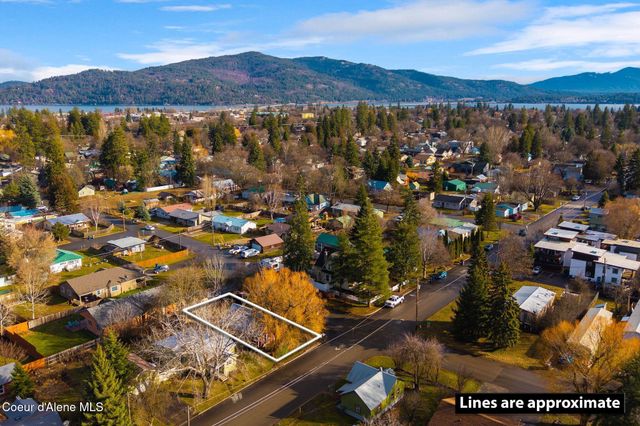 902 N Ella AVE, Sandpoint, ID 83864