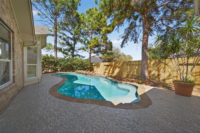 7442 Parkcross Place, Cypress, TX 77433