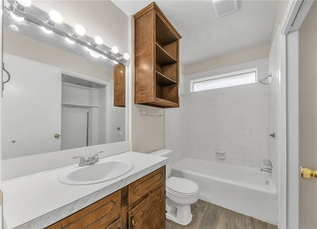 3021 Jennifer Drive, College Station, TX 77845