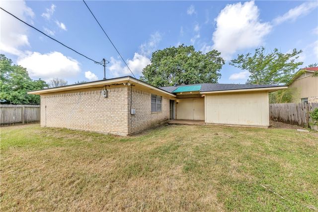 3021 Jennifer Drive, College Station, TX 77845