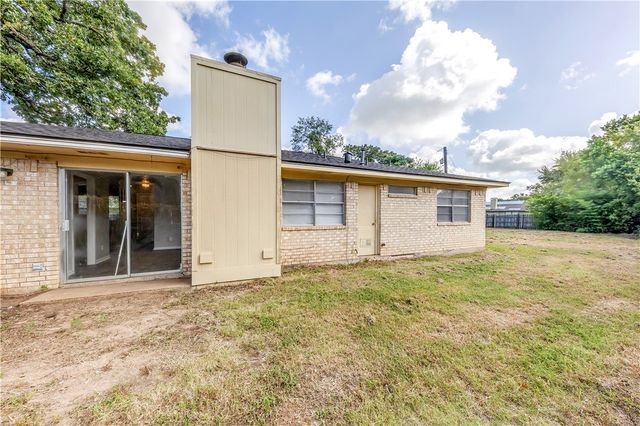 3021 Jennifer Drive, College Station, TX 77845