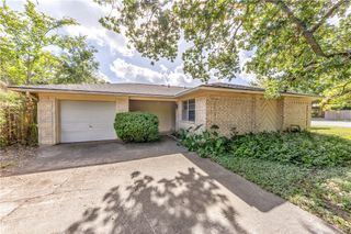 3021 Jennifer Drive, College Station, TX 77845