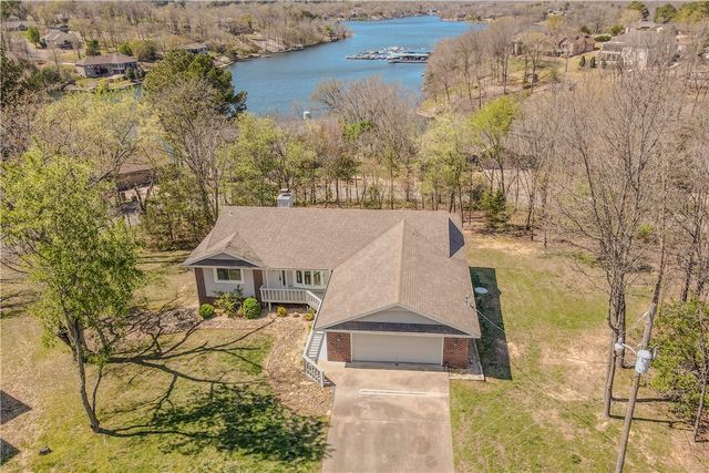 7 Cheviot Trace, Bella Vista, AR 72715