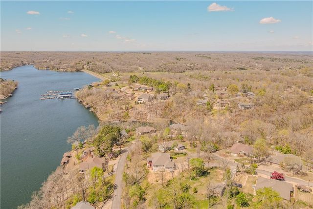 7 Cheviot Trace, Bella Vista, AR 72715