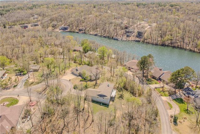 7 Cheviot Trace, Bella Vista, AR 72715