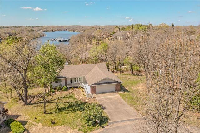 7 Cheviot Trace, Bella Vista, AR 72715