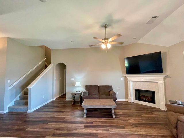 120 OAKLAND RIDGE CV, Oakland, TN 38060