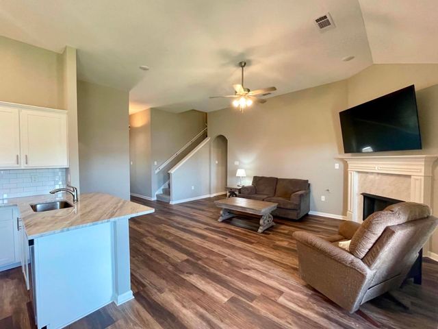 120 OAKLAND RIDGE CV, Oakland, TN 38060