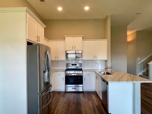 120 OAKLAND RIDGE CV, Oakland, TN 38060