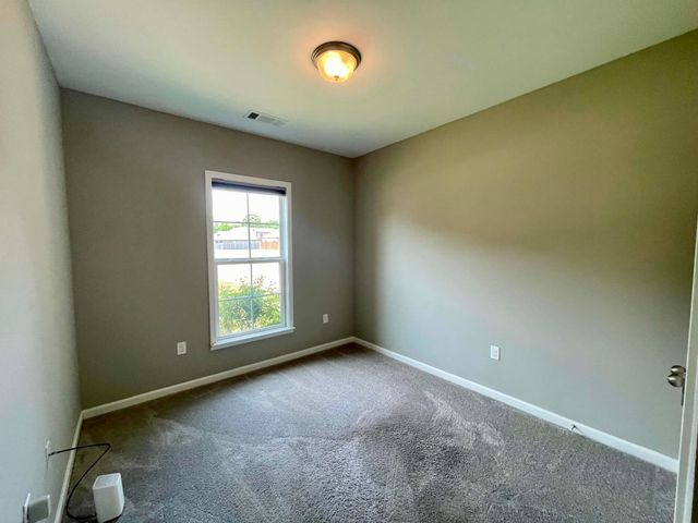 120 OAKLAND RIDGE CV, Oakland, TN 38060