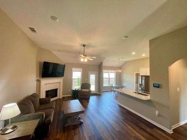 120 OAKLAND RIDGE CV, Oakland, TN 38060