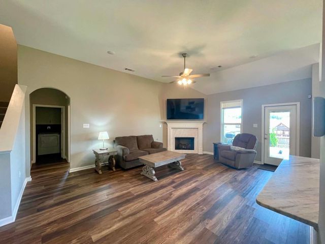 120 OAKLAND RIDGE CV, Oakland, TN 38060